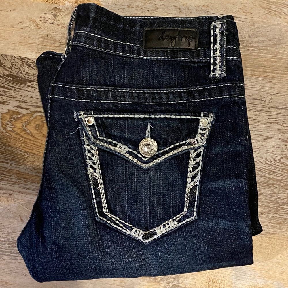 Daytrip Women's Dark Indigo Boot Cut Jeans with Decorative Stitching